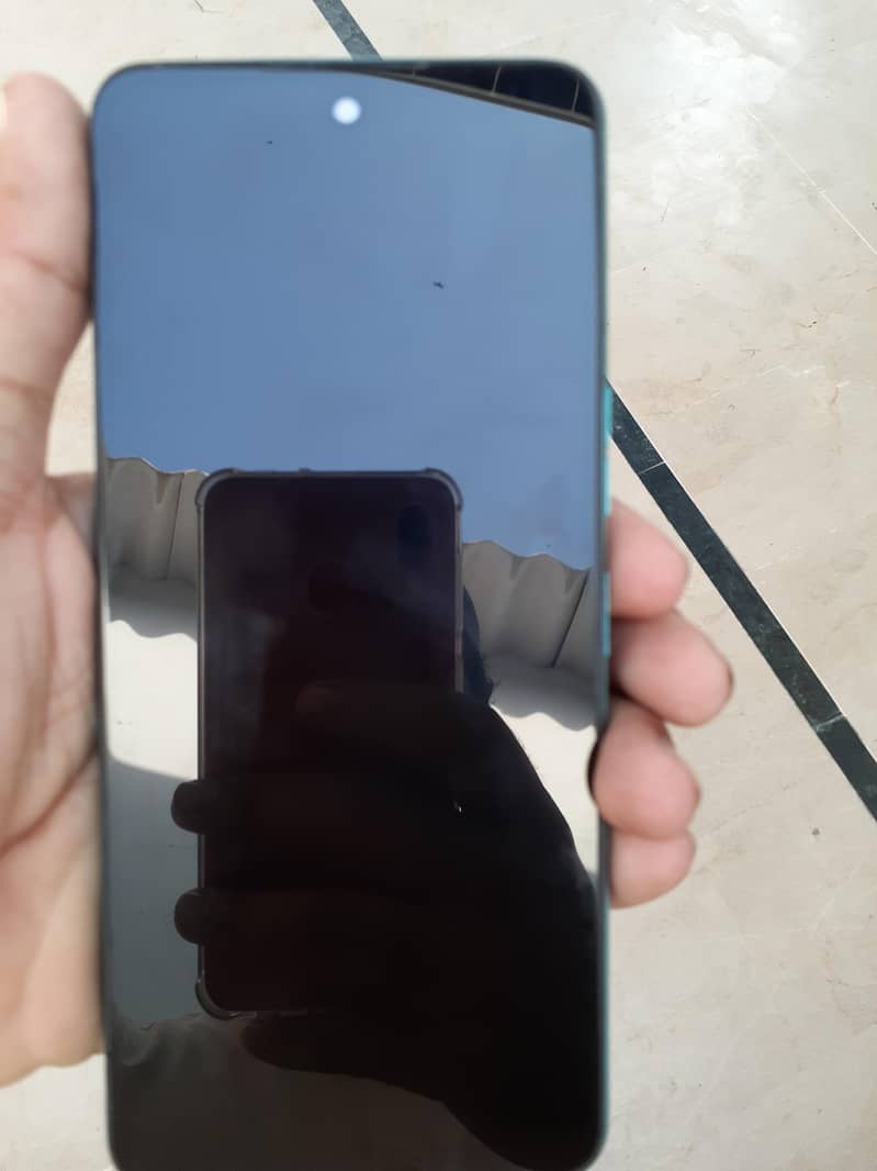 Tecno spark 8 pro 2