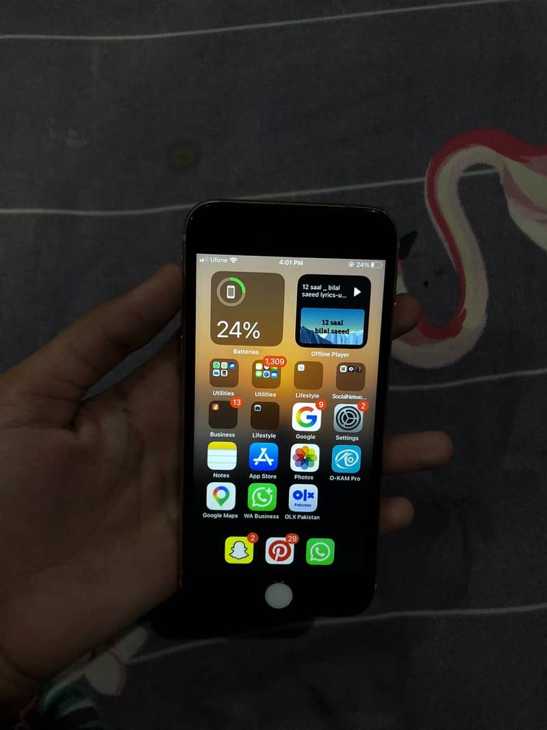 Apple iPhone 8 0
