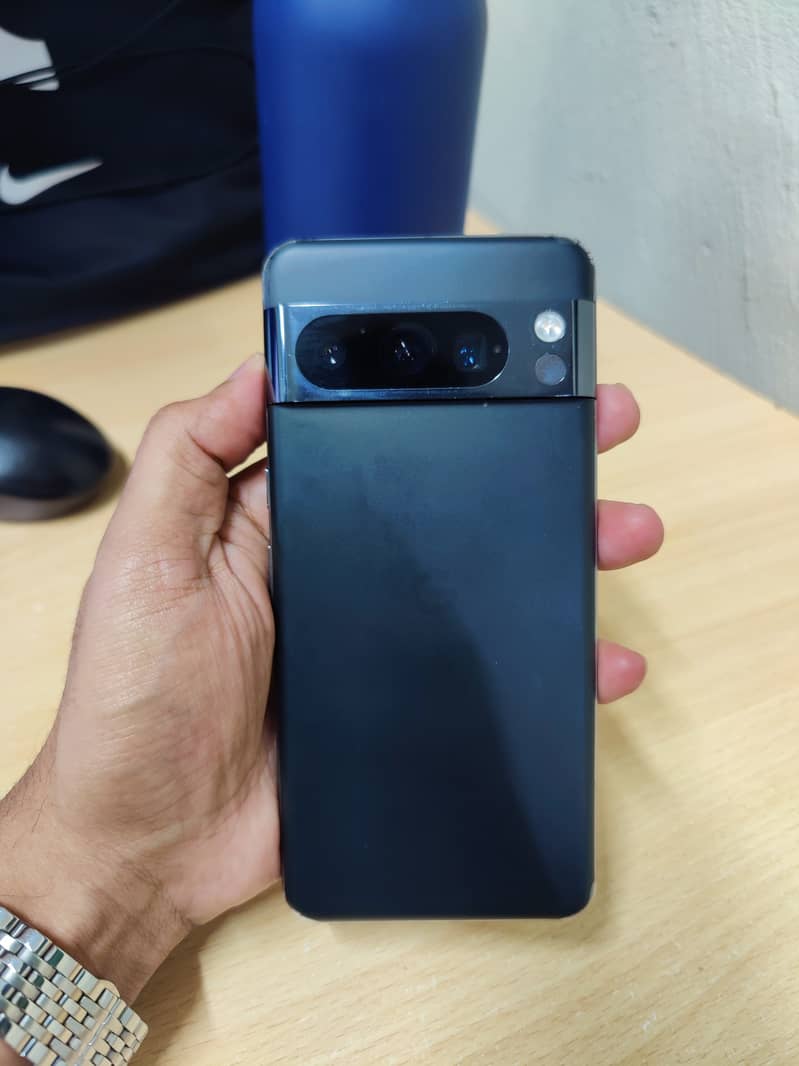 Google Pixel 8 Pro 4