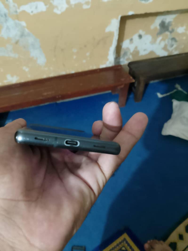 Google Pixel 7a 4