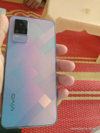 Vivo V21e