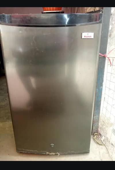 mini fridge for sale only gas Nikal gae hai Baki all ok