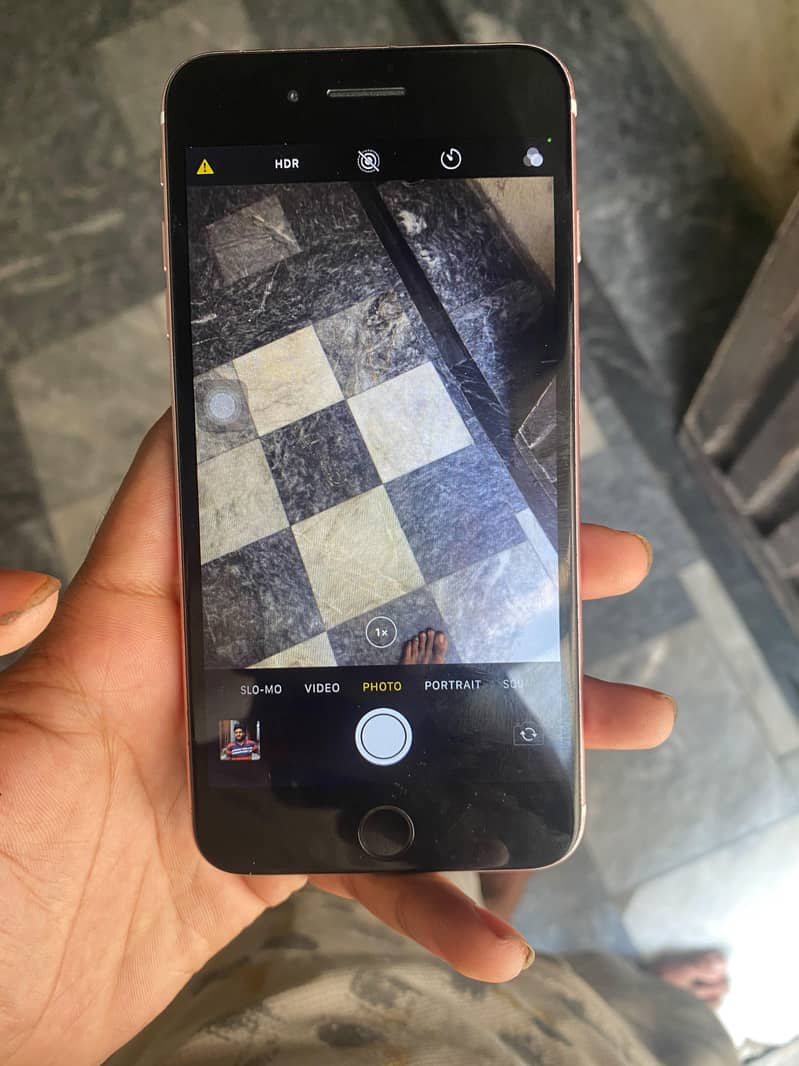 Apple iPhone 7 Plus 4