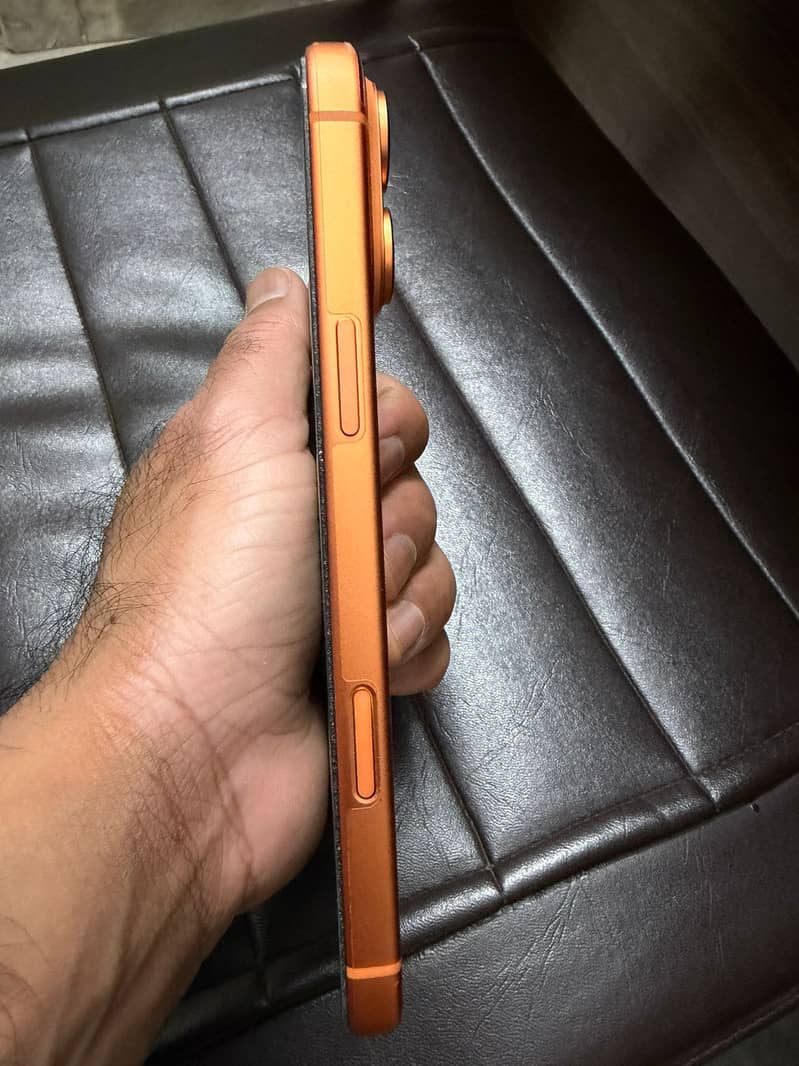 Apple iPhone 17 Pro Max 3