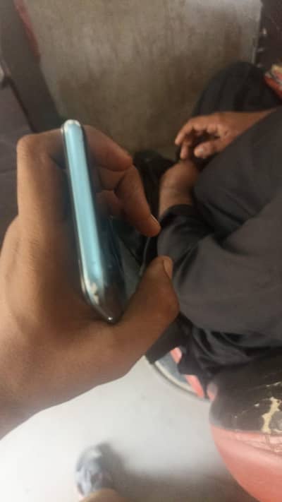 Realme C17 6.128 only mobile ha mobile all ok condition 10%9%8