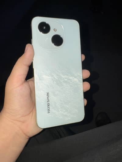 Tecno Spark Go 1 all okay all original phone box Sath ha new phone