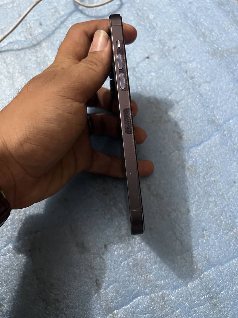 Apple iPhone 14 Pro Max 3