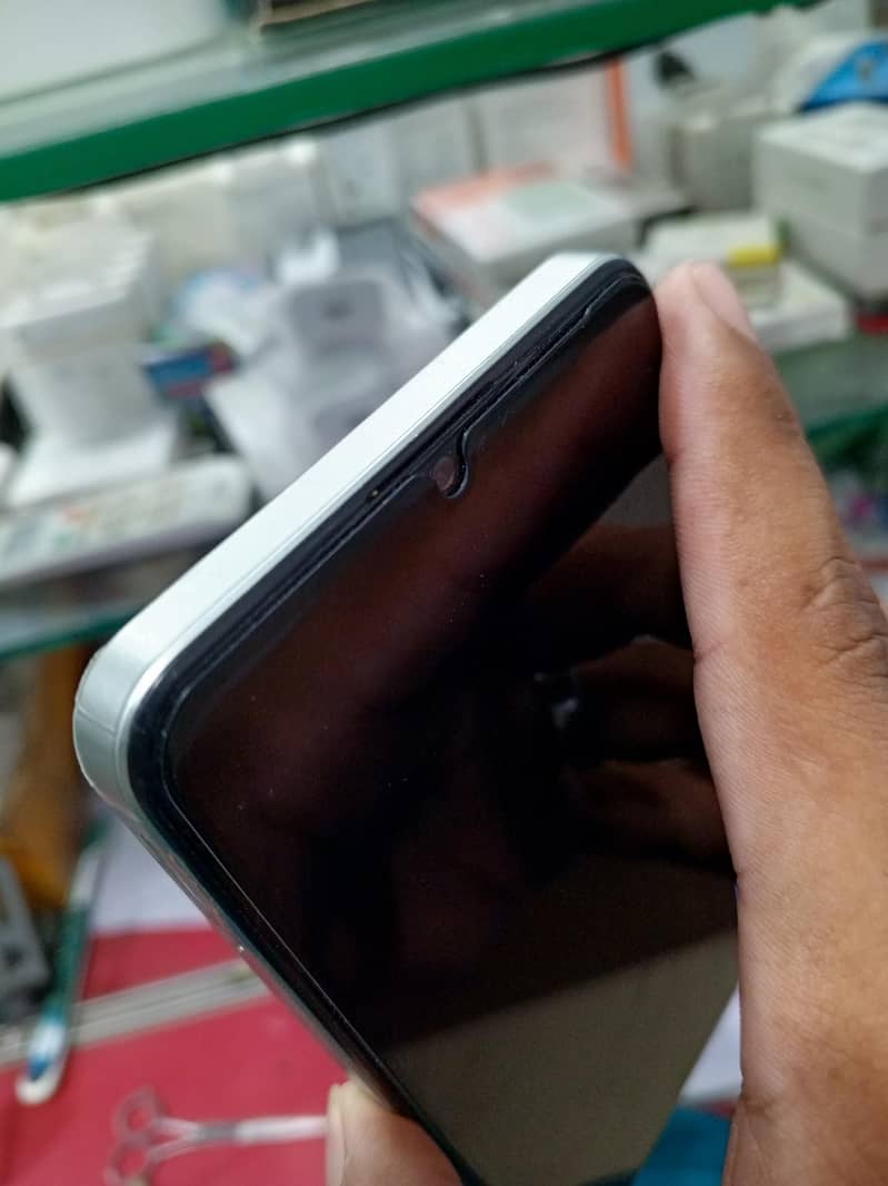 Realme Note 60x 5