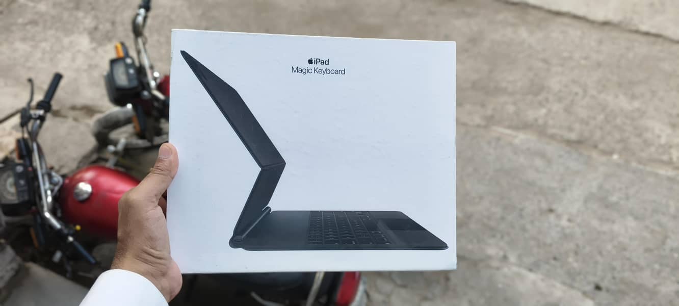 Apple Magic Keyboard 1