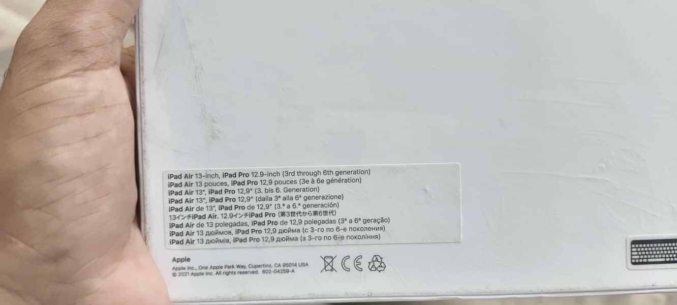 Apple Magic Keyboard 4