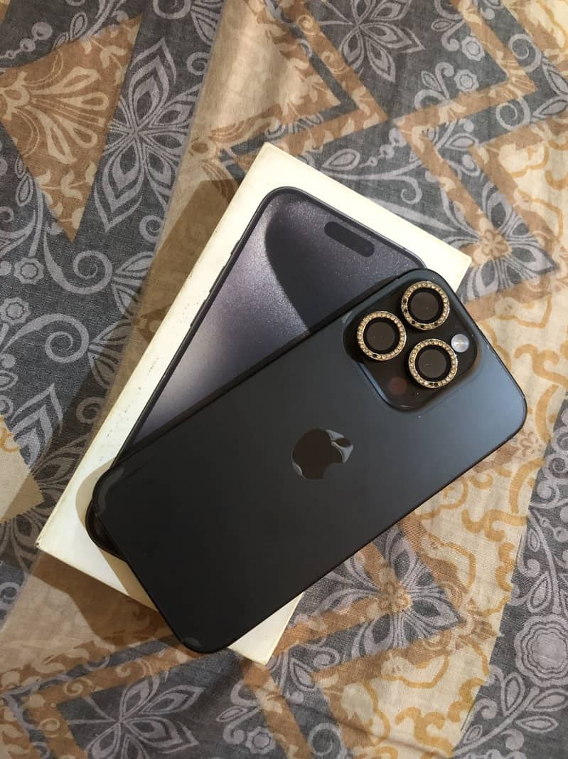 Apple iPhone 15 Pro 0