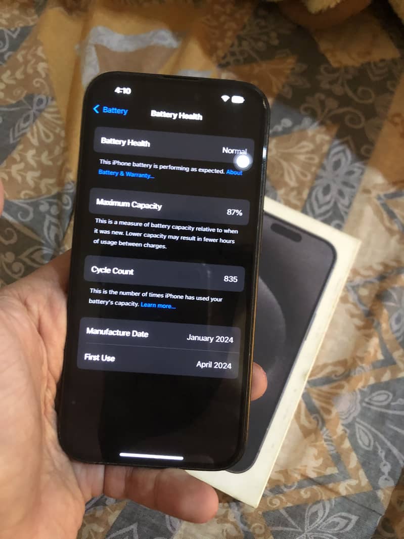 Apple iPhone 15 Pro 4