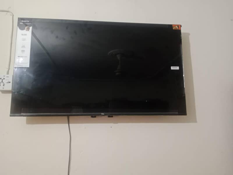 TCL LED 1