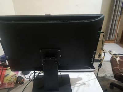 8GB RAM ,256 SSD FAST AND EASY TO ORGANISE ALL IN ONE PC