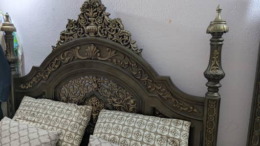King Size bed for sale