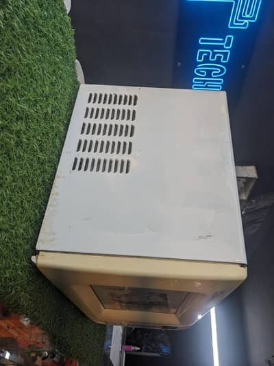 Dawlance microwave oven