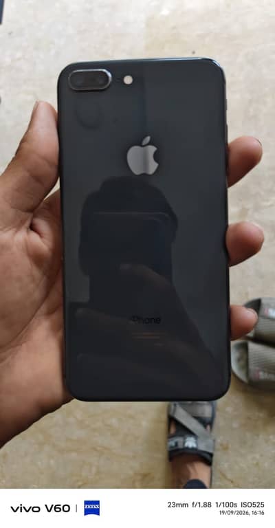Apple iPhone 8 Plus