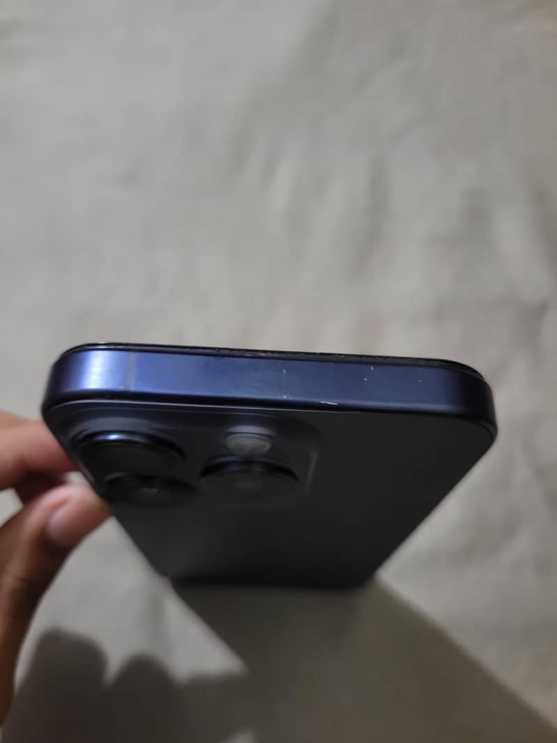iPhone 15 Pro 3