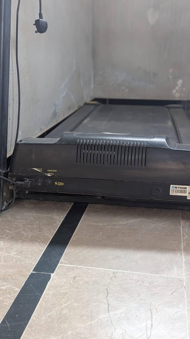 Treadmill Machine 6