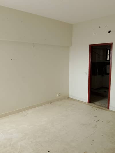 A Flat Of 2300 Square Feet In Karachi