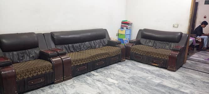 Sofa set