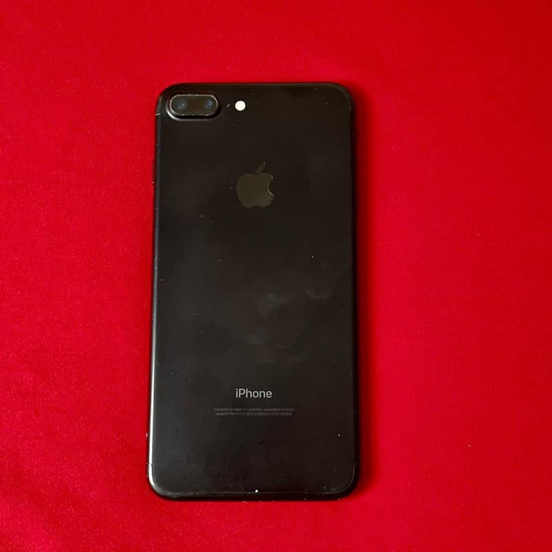 Apple iPhone 7 Plus 0