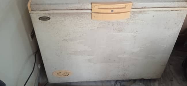 Need urgent sale Used single door waves deep freezer