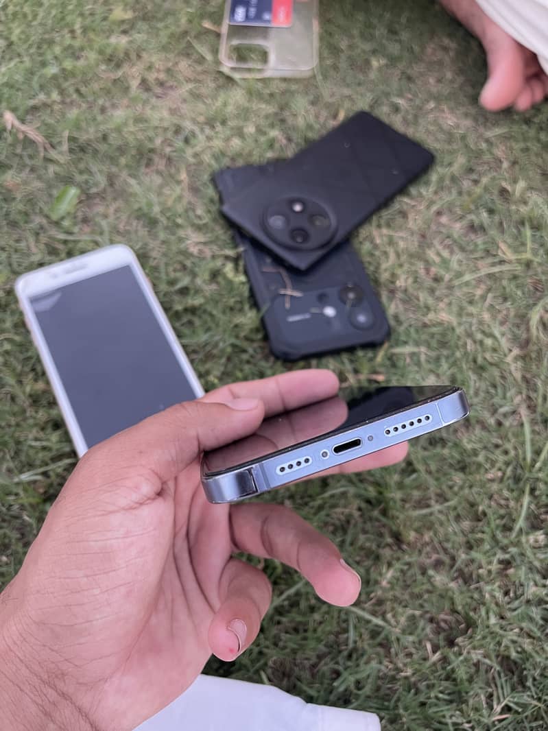 Apple iPhone 13 Pro Max 4