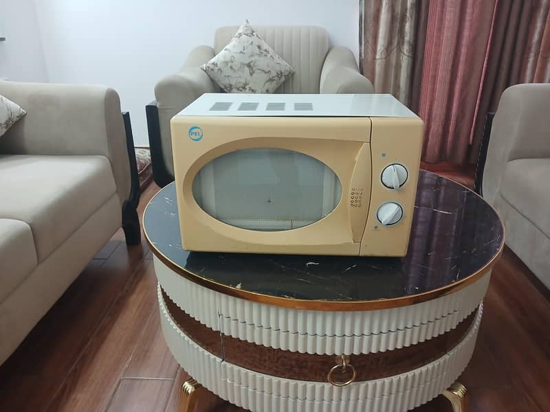 Microwave Oven. . 5