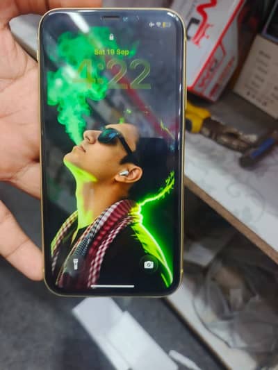 Apple iPhone 11