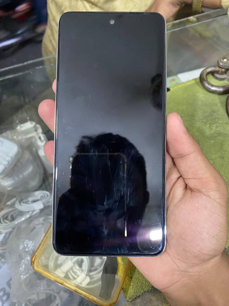 Tecno Camon 18P 4