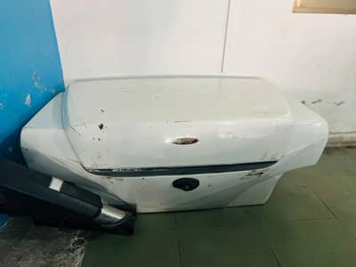 REVO CARRY BOX WHITE COLOUR FOR SALE CONTACT 0300-6372817