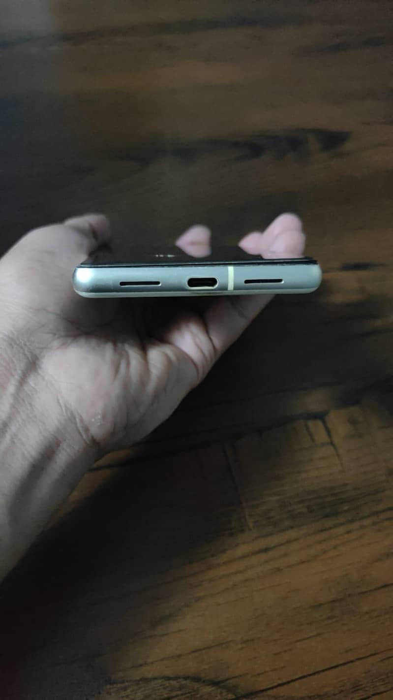 Google Pixel 7 3