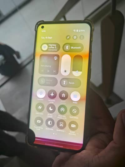 One Plus 10 Pro 12+12/256 Non PTA panel blinking