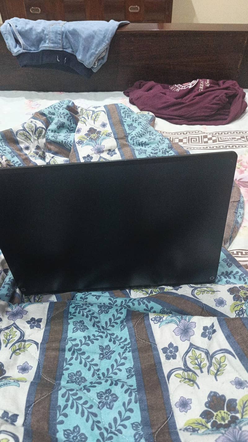 Microsoft Surface (Touch Screen) 1
