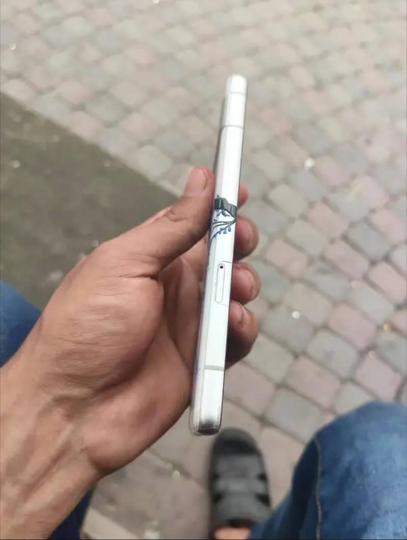 Google Pixel 7a 3