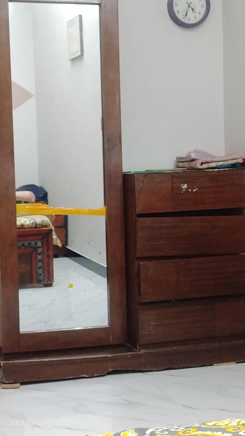 dressing table 1