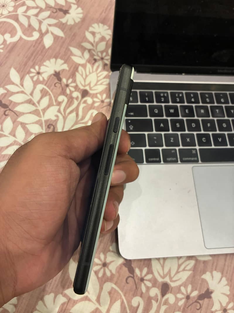 Google Pixel 6a 8