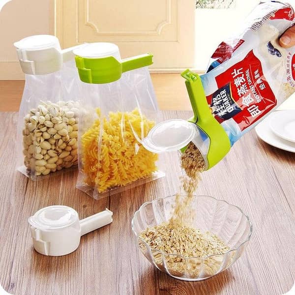 Moisture-Proof Seal Pour Food Storage Bag Clip| Plastic Cap Lid Sealer with Pour Spouts Snack Candy and Cereal| Fresh Keeping Food Snack Sealer Clamp with Large Lid Discharge Nozzle| Home Travel Kitchen Organizer Gadgets