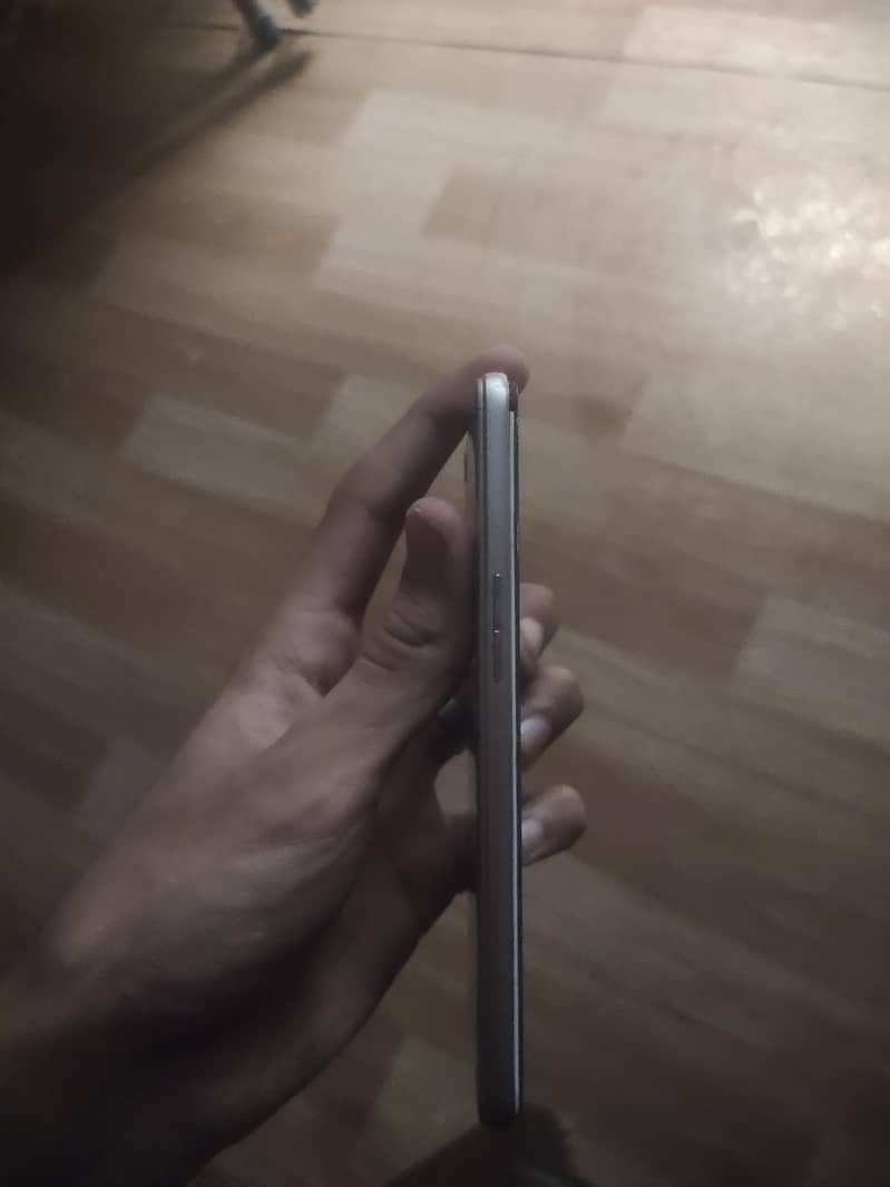 OPPO A37 1