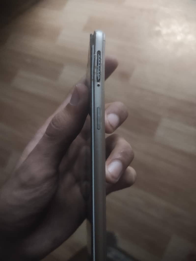 OPPO A37 4