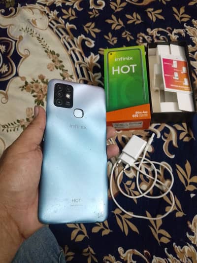 Infinix Hot 10 4/64 for sell