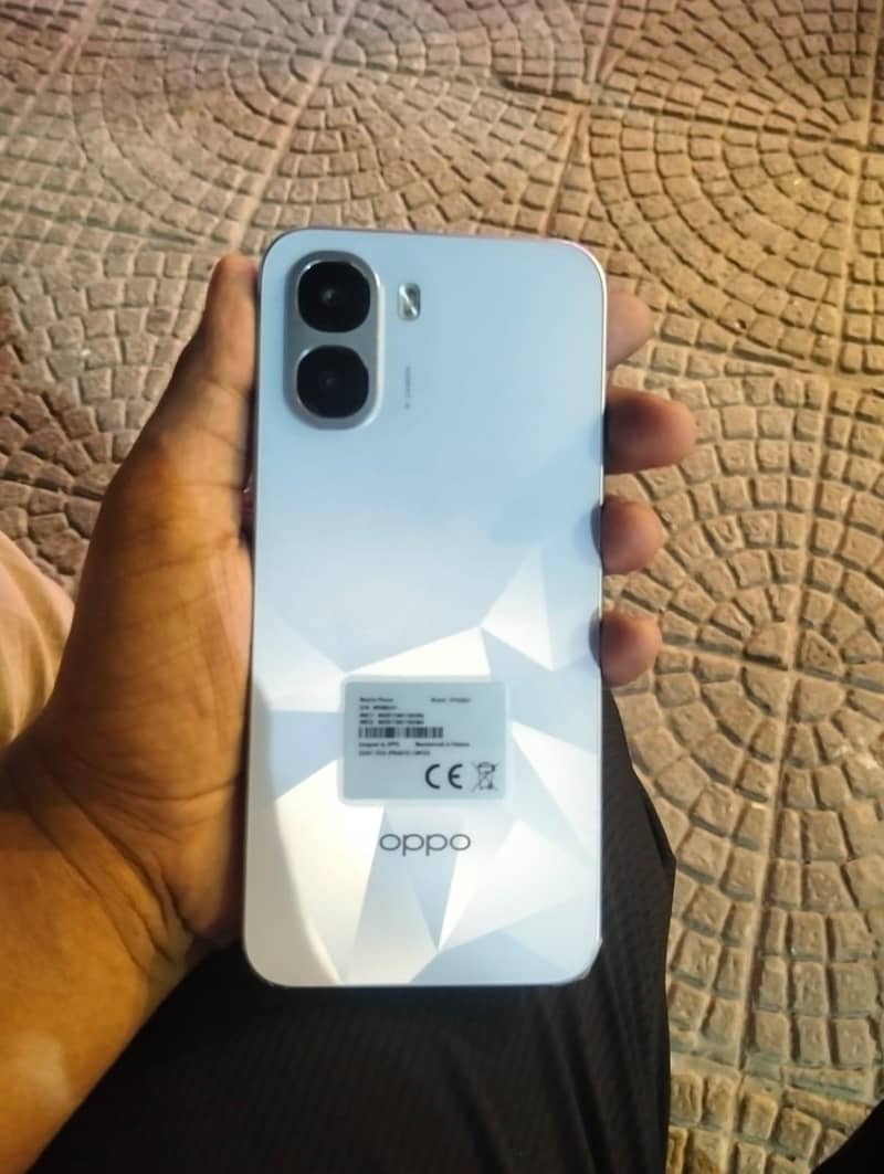 OPPO A6k 0