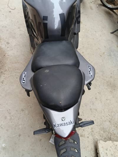 Super Power 200cc Yamaha R1 Replica