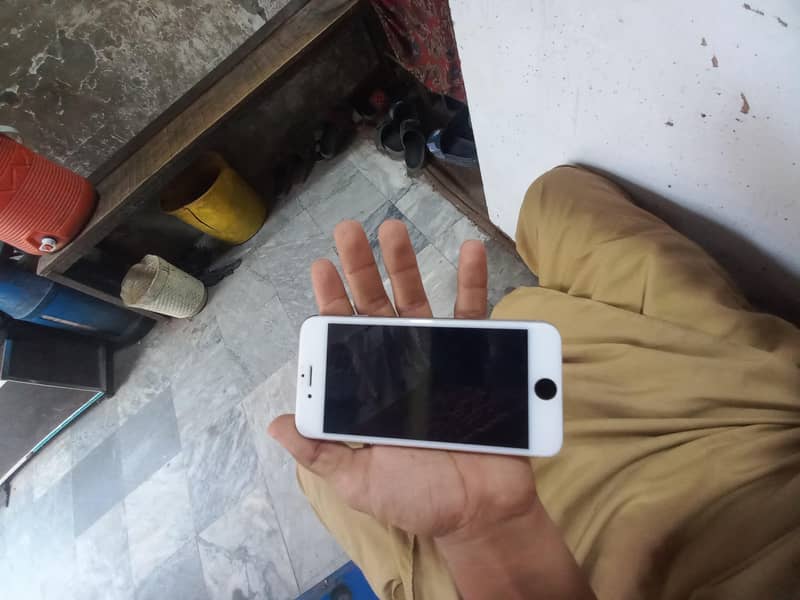 Apple iPhone 6 1