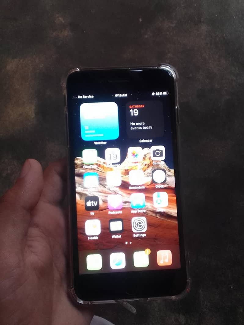 Apple iPhone 7 Plus 0