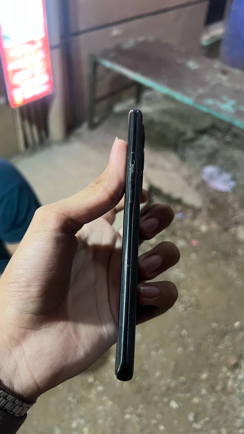 One Plus 9 4