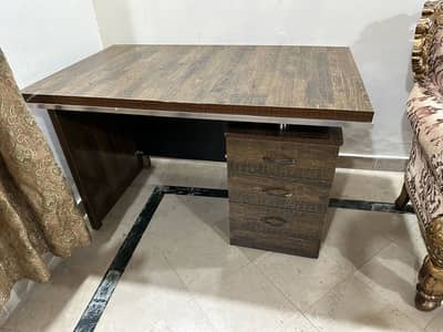 Office table