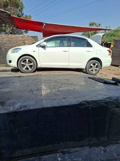 Toyota Belta 2012
