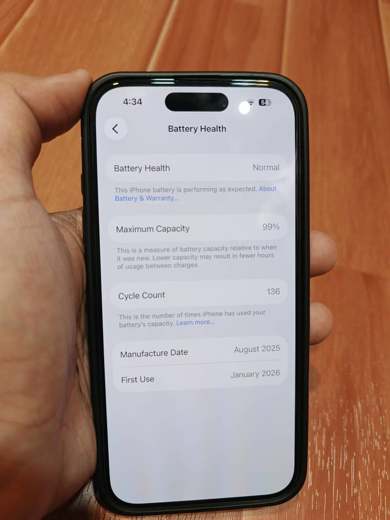 Apple iPhone 16 1